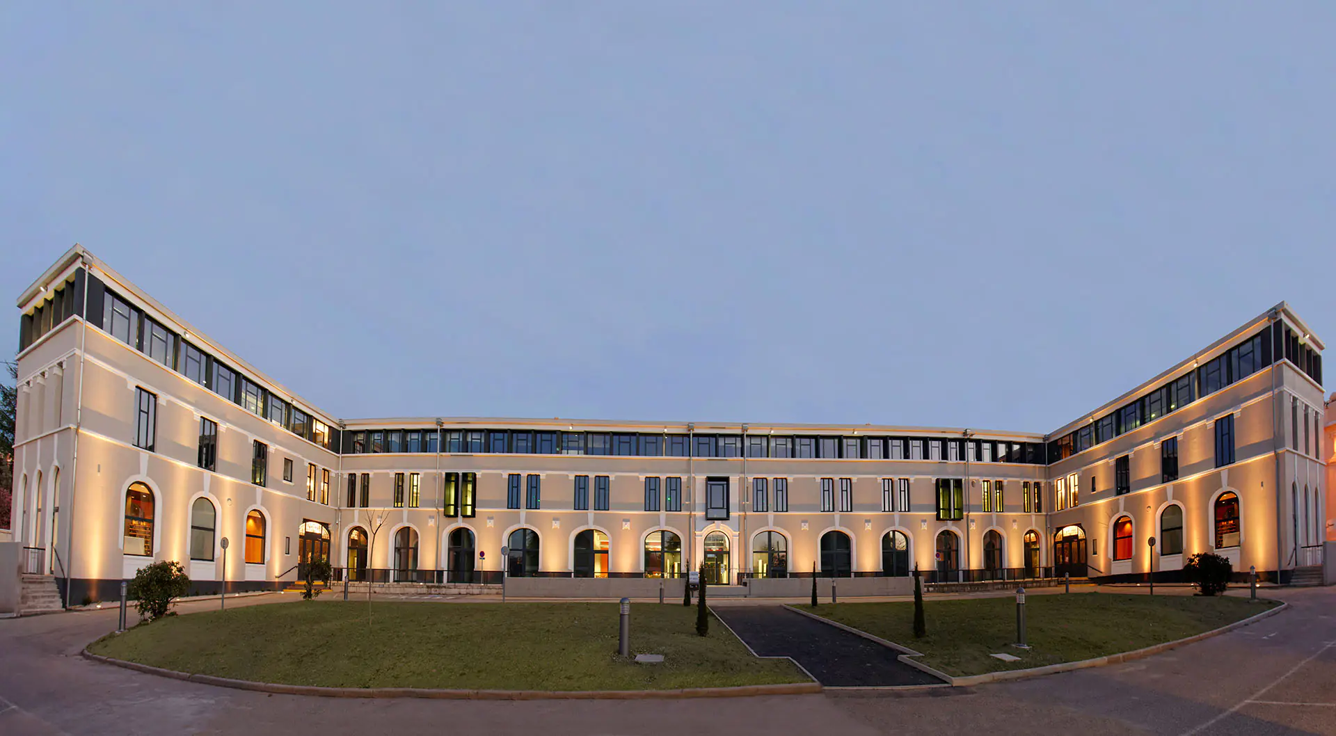 Bâtiment de l'IRUP, l'école de l'alternance au plus haut niveau